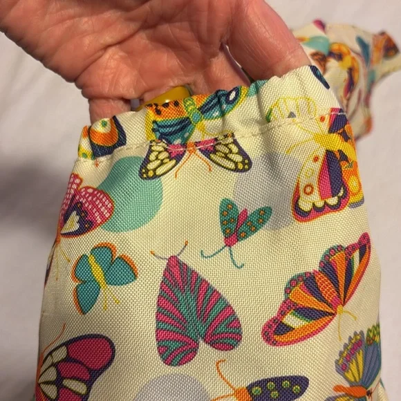 Lily Zen by Lily Bloom Butterfly Twister Morgan Weekender Bag. - Picture 12 of 13